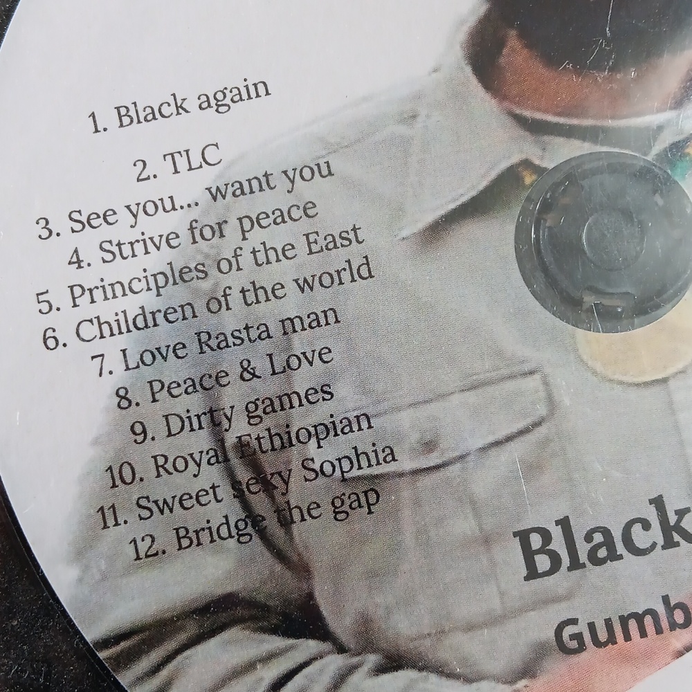 Music CD - Picture 2 of 3